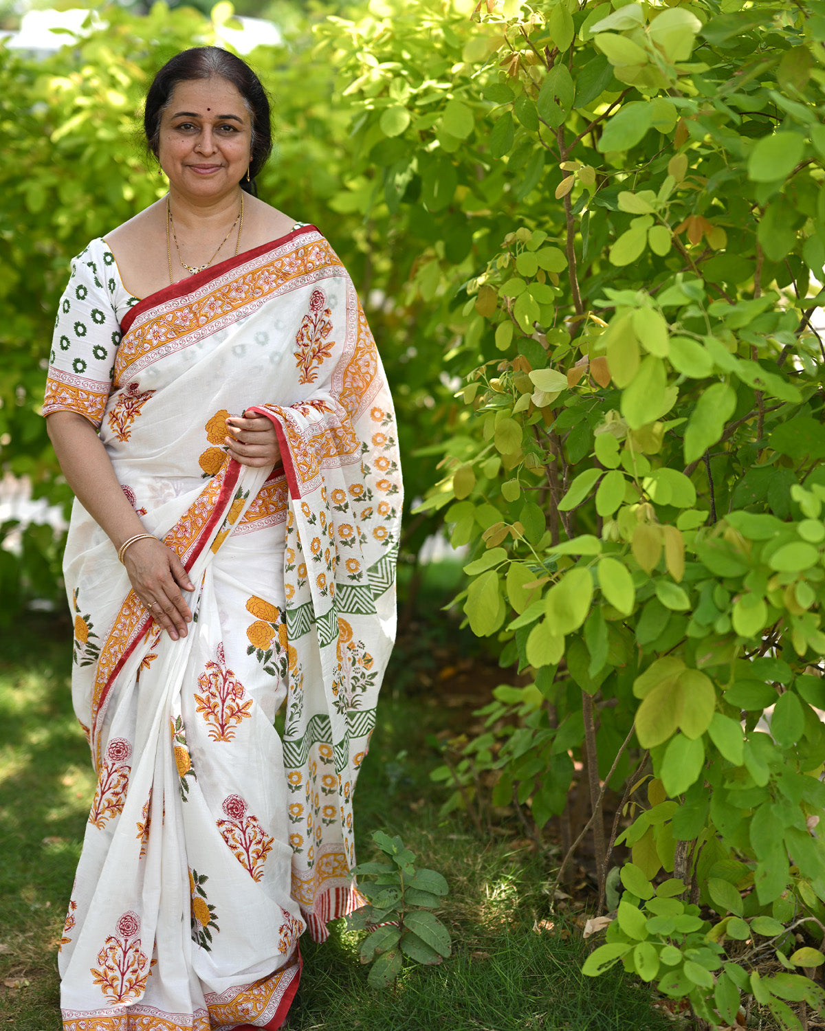 White floral motif - Handblock printed Mul