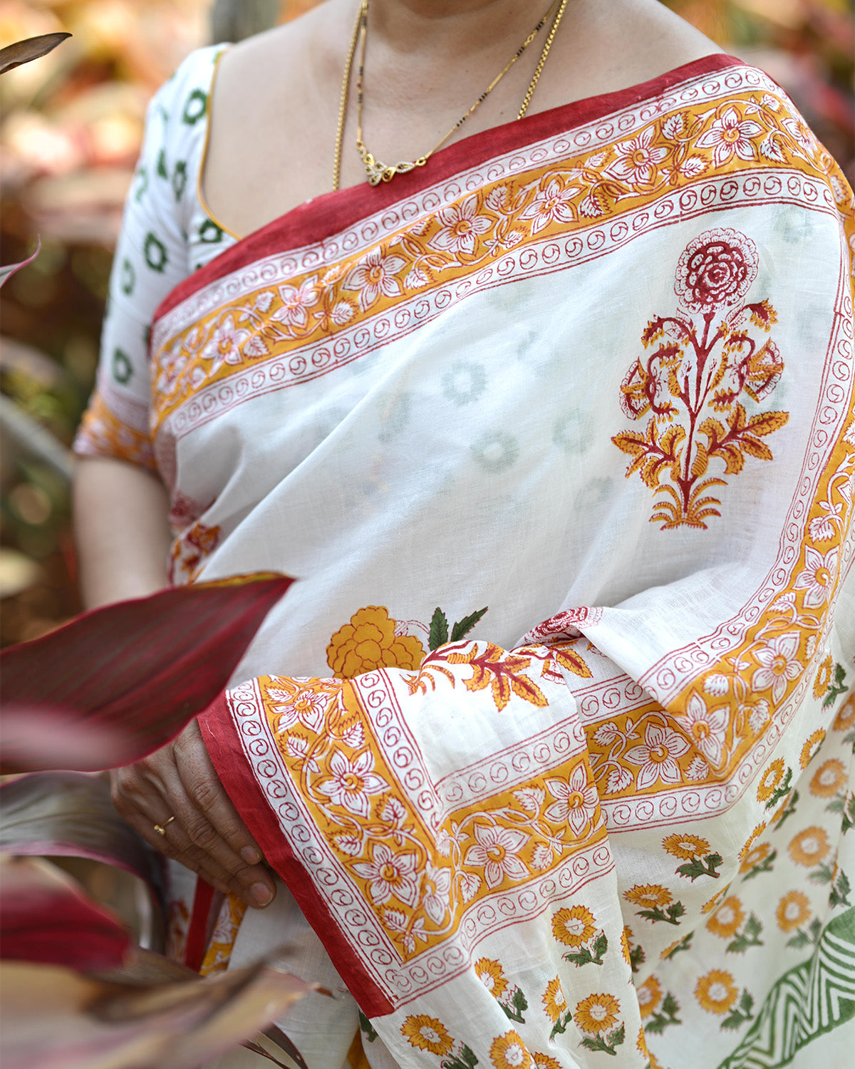 White floral motif - Handblock printed Mul